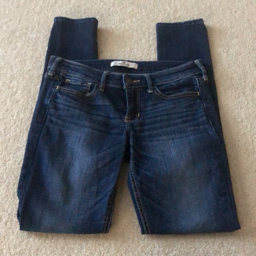 Hollister Jeans Size 3R 26” Waist 31” Length